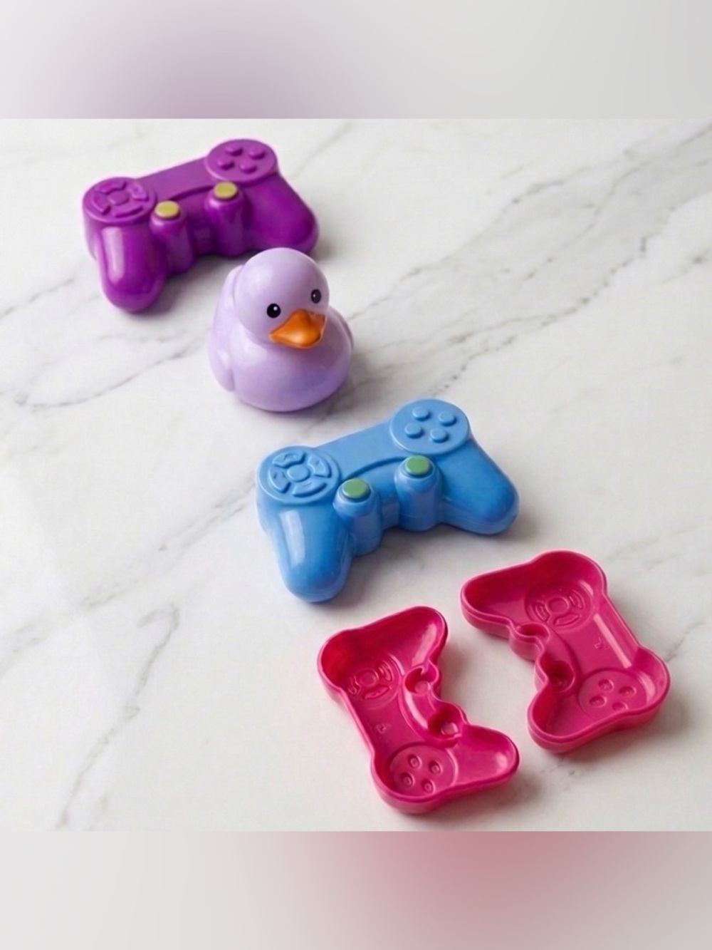Greenbrier Plastic Gaming Controller and Duck Storage Container Set 4 Piece